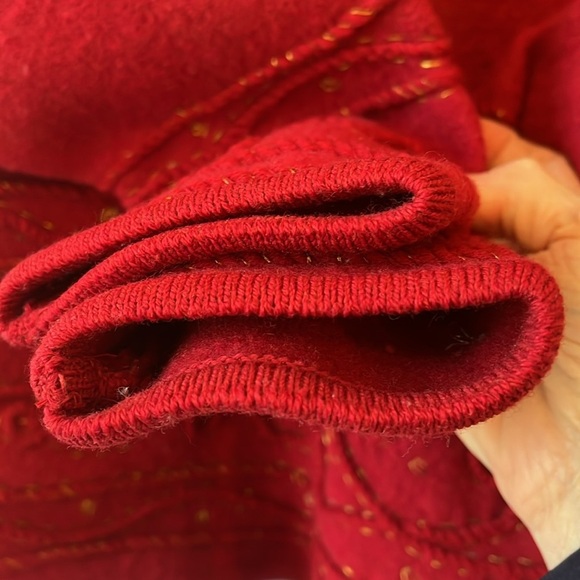 100% Wool Front Zip Sweater Jacket Women’s Medium Red Gold Stitching Cord Warm - Picture 17 of 17
